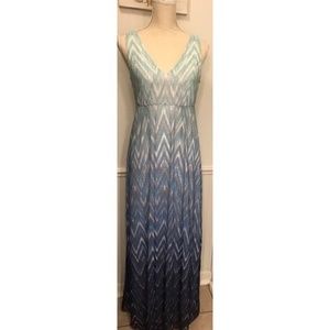 ISO Dress Barn Carmen Marc Valvo Blu Ombre Chevron